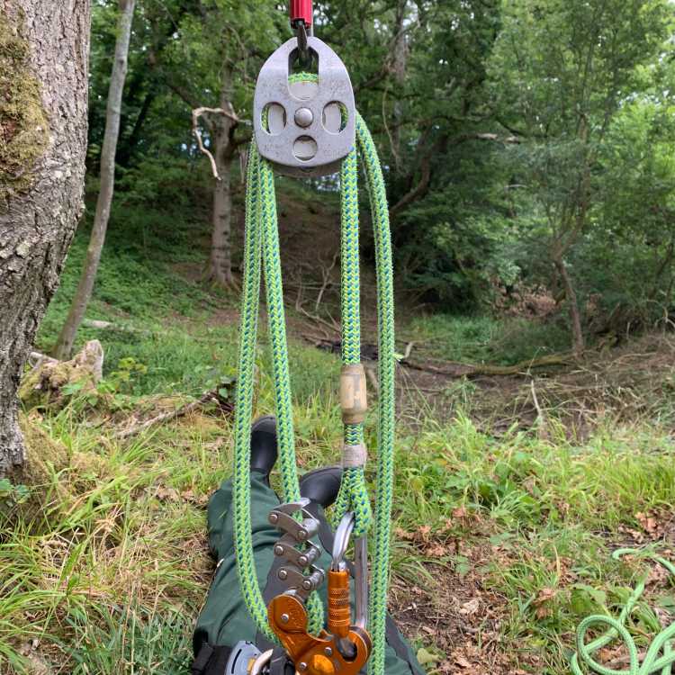 belay system for 'Ruth Lee'