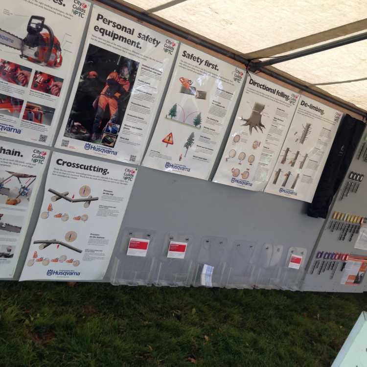 Bentley Woodfair 2017 chainsaw display